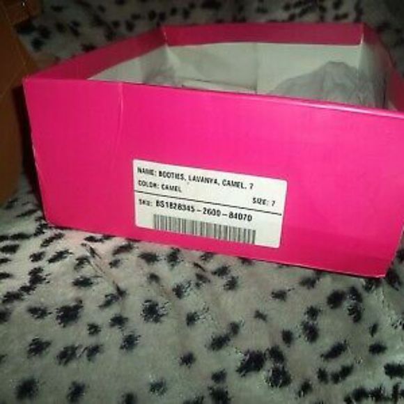 NEW! SHOEDAZZLE LAVANYA STILETTO HIKER BOOTIE CAMEL ANKLE BOOTS~WOMENS SIZE 7 - Picture 8 of 8